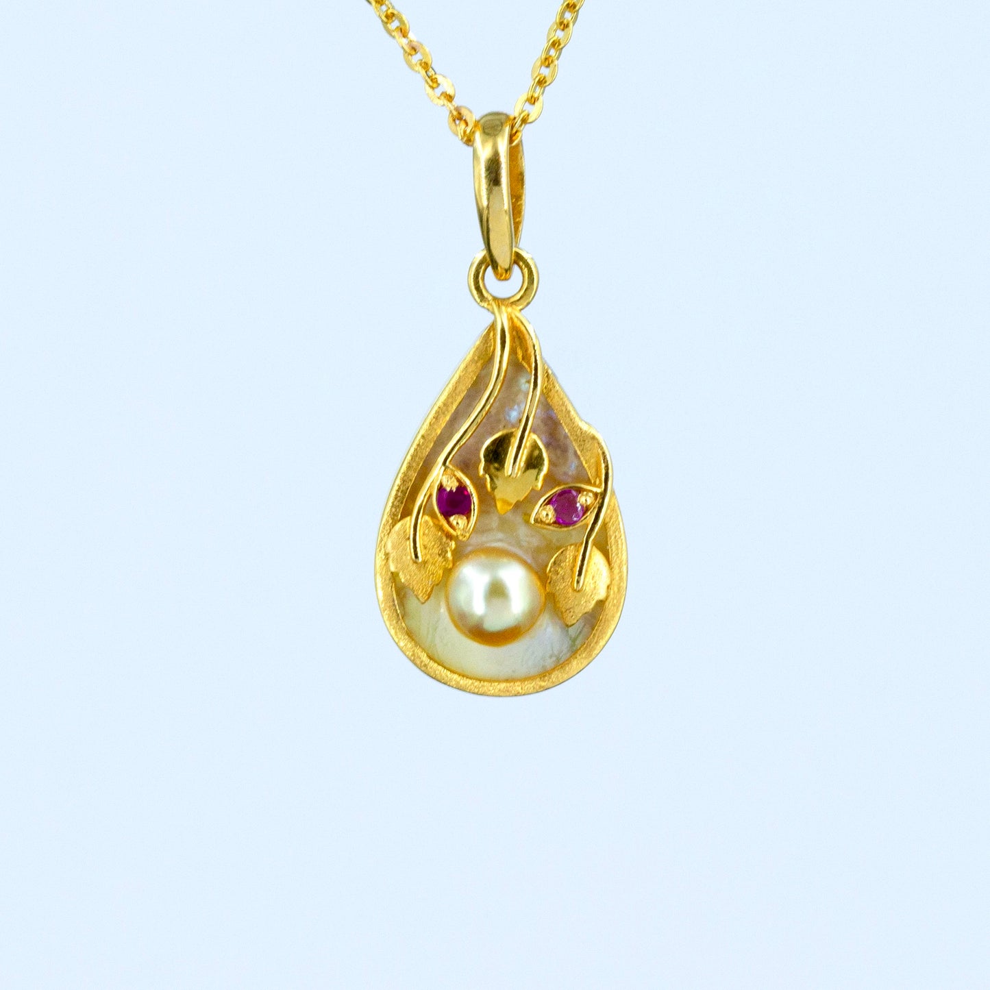 Drop Shell Pendant